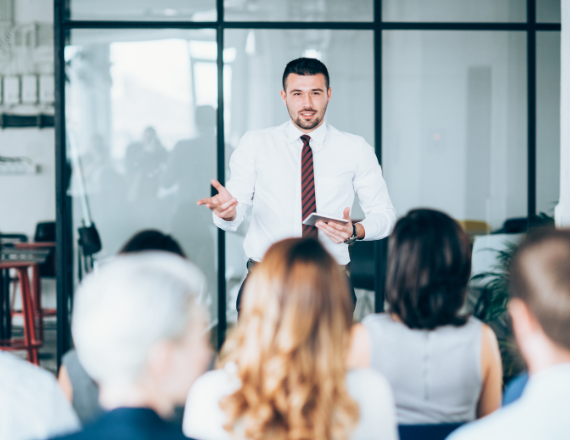 Capacitaciones y formación empresarial