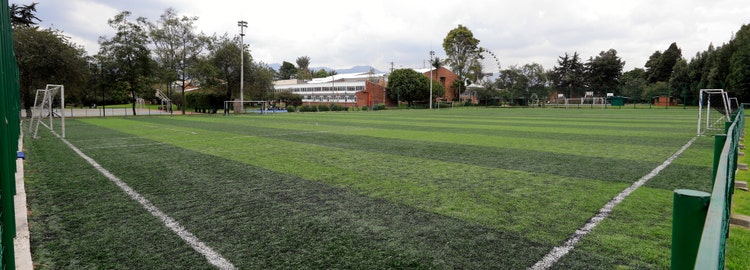 Vive el deporte y la recreación en la Sede Av. 68
